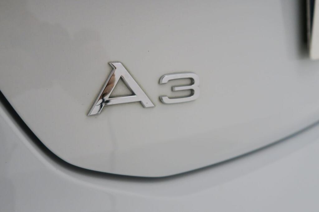 Audi A3 SPORTBACK GENUINE EDITION 35 2.0 TDI 150 CV S TRONIC 5P 19