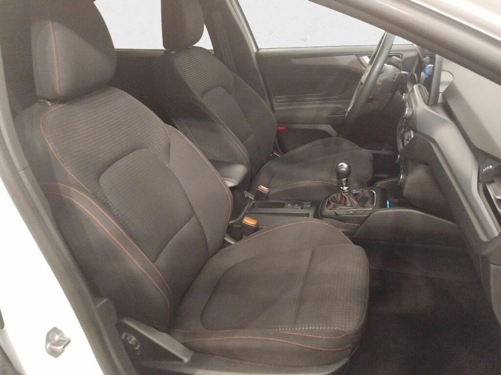 Ford Focus ST-LINE 1.0 ECOBOOST MHEV 125 CV 5P 11