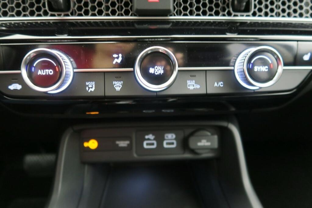 Honda Civic HYBRID 2024 2.0I-MMD ELEGANCE 11