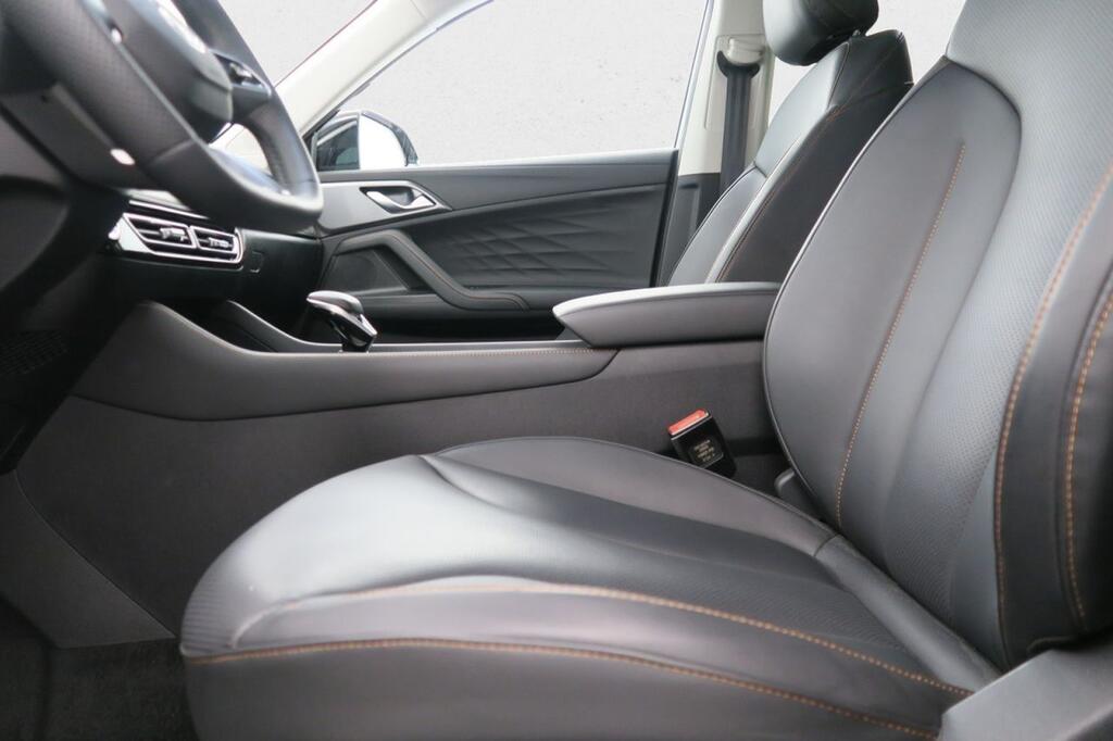 MG HS LUXURY 1.5 PHEV 272 CV 5P 17