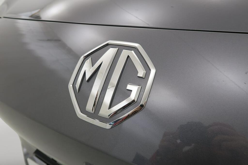 MG S5 MGS5 LUXURY EV 64KWH 204 CV 21