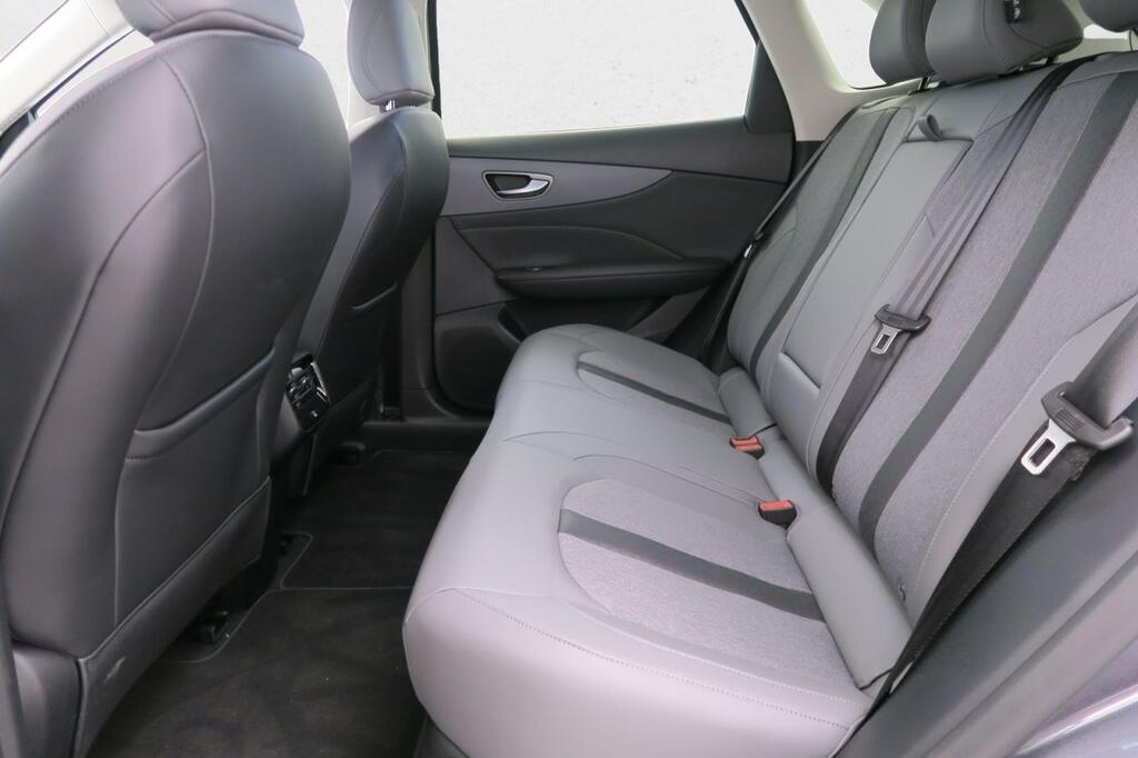 MG S5 MGS5 LUXURY EV 64KWH 204 CV 19