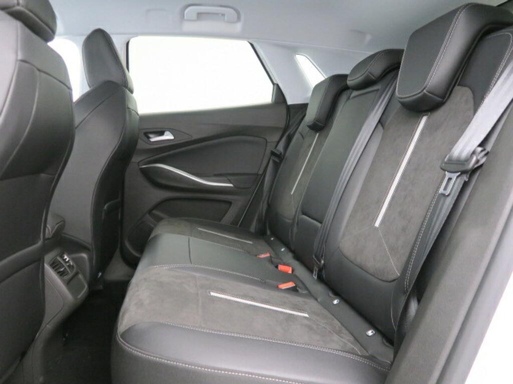 Opel Grandland GSE 1.6 TURBO PHEV 300CV AUTO 5P 19