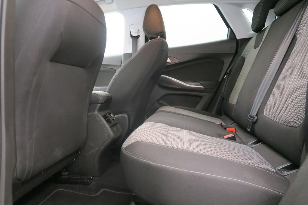 Opel Grandland SELECTIVE 1.2 130CV 5P 15