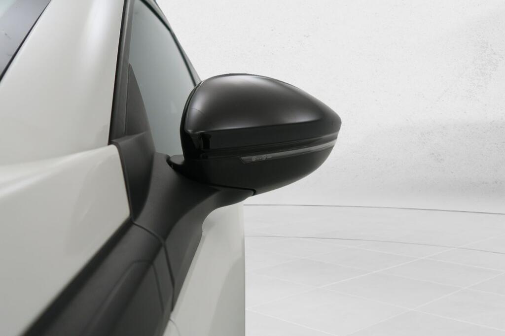 Peugeot 2008 ALLURE PACK 1.5 BLUEHDI 130 CV AUTO S&S 5P 21