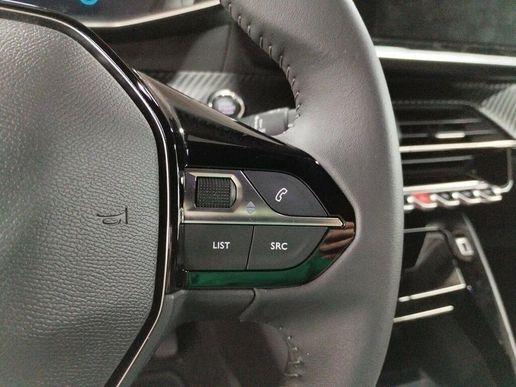 Peugeot 2008 ALLURE PACK ELECTRIC 136 CV 5P 11