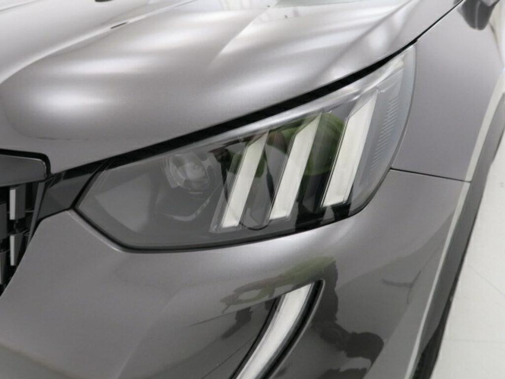 Peugeot 2008 GT LINE 1.2 PURETECH 130 CV 5P 22