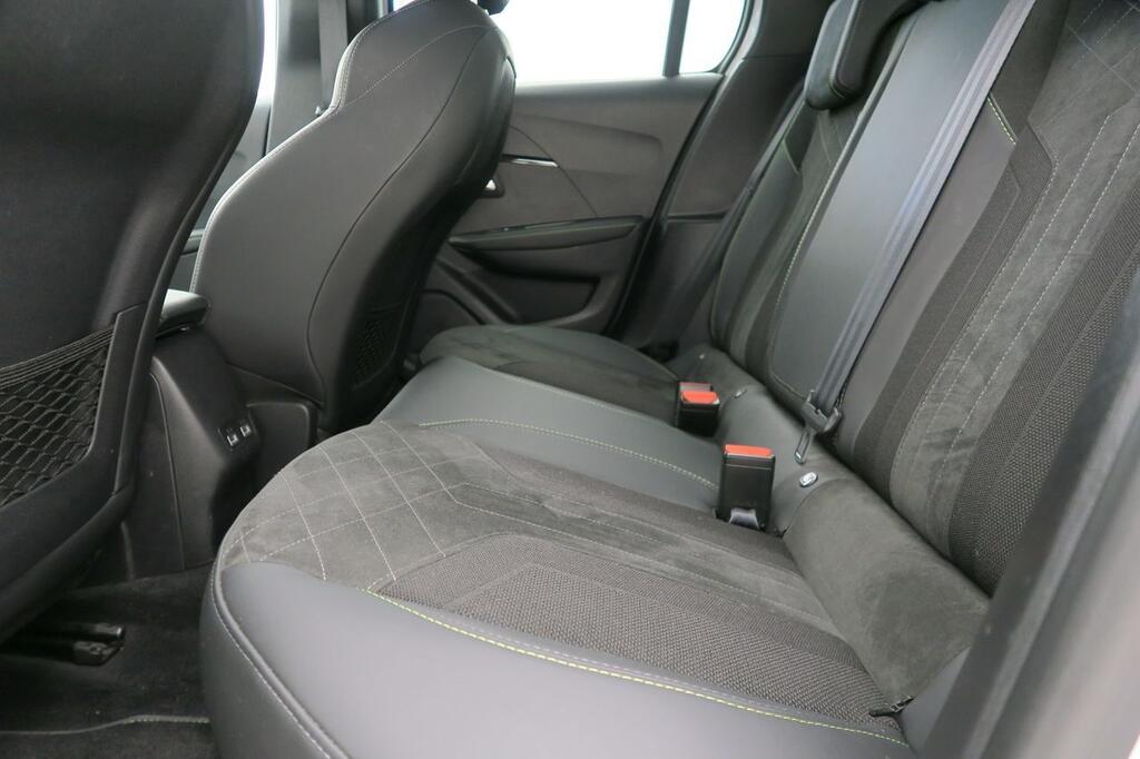 Peugeot 208 GT PACK 1.2 PURETECH 100CV S&S 6 VEL MAN 17