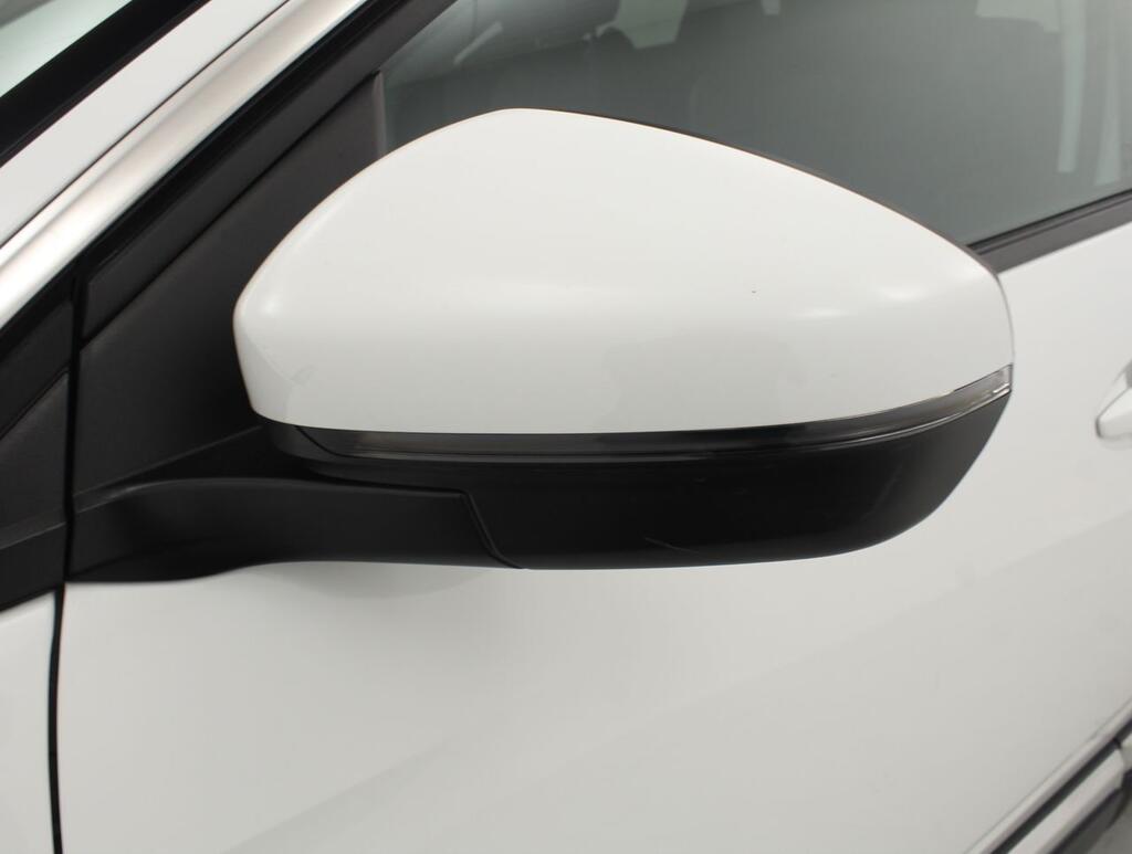 Peugeot 3008 ALLURE 1.2 PURETECH 130CV AUTO 5P 24