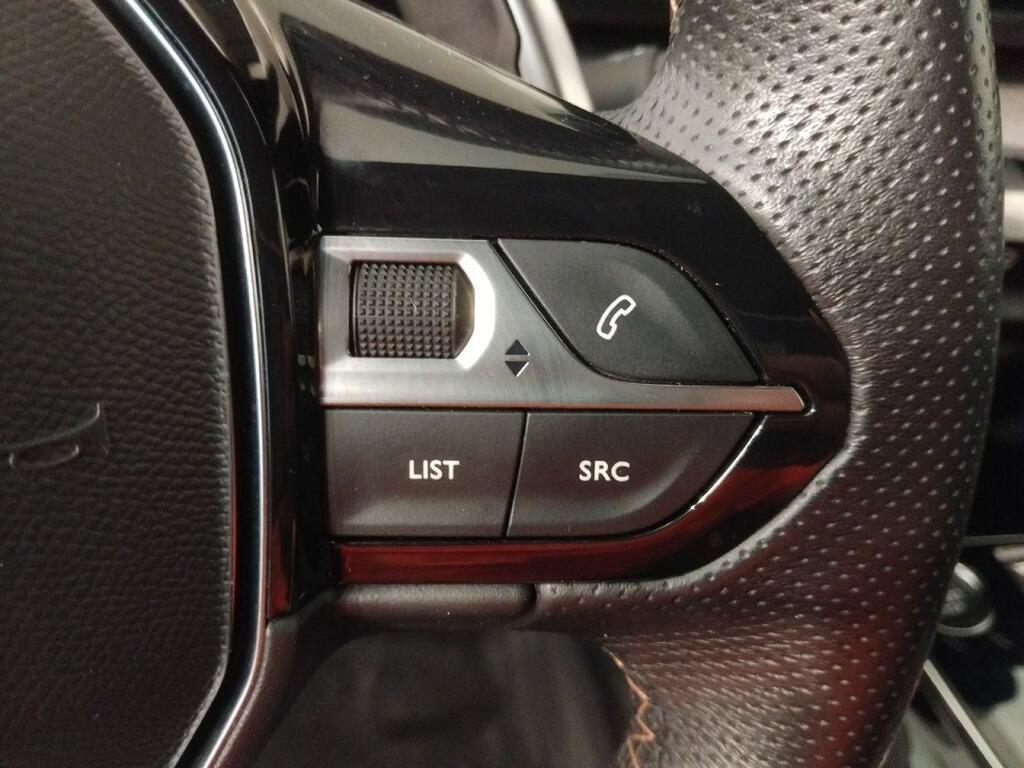 Peugeot 3008 GT 1.2 PURETECH 130 CV S&S AUTO 5P 10