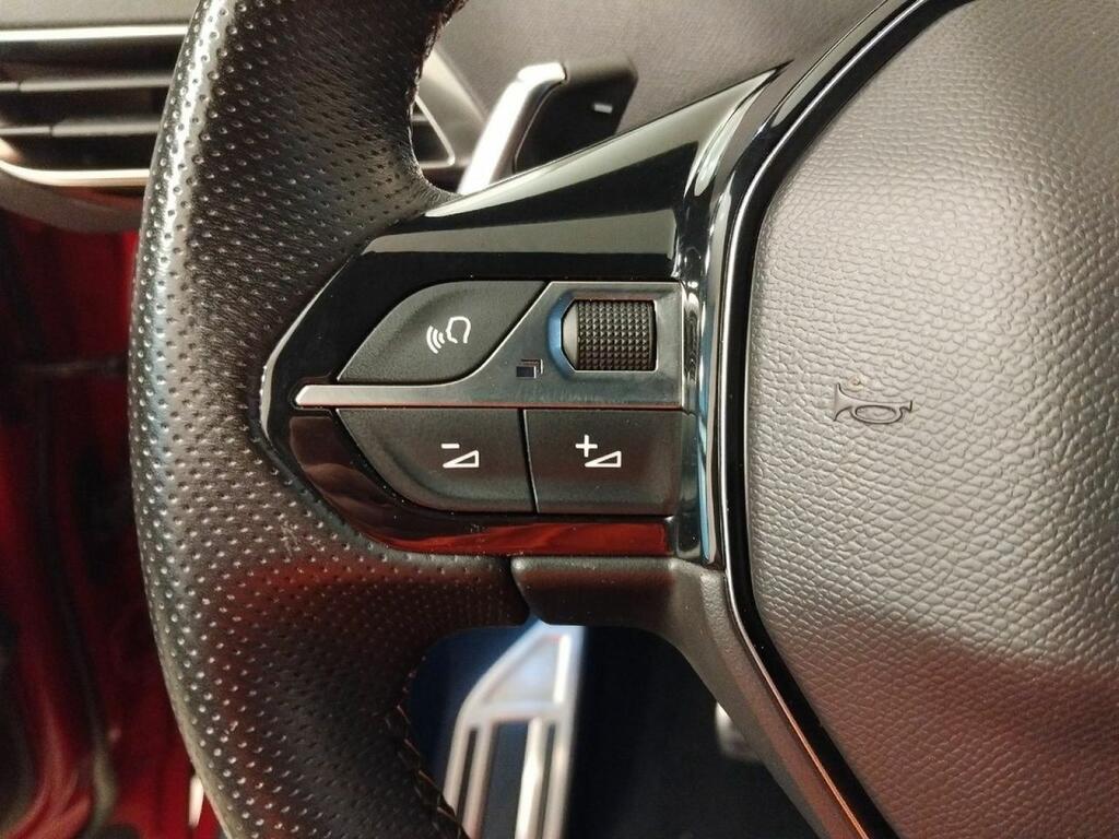 Peugeot 3008 GT 1.2 PURETECH 130 CV S&S AUTO 5P 9