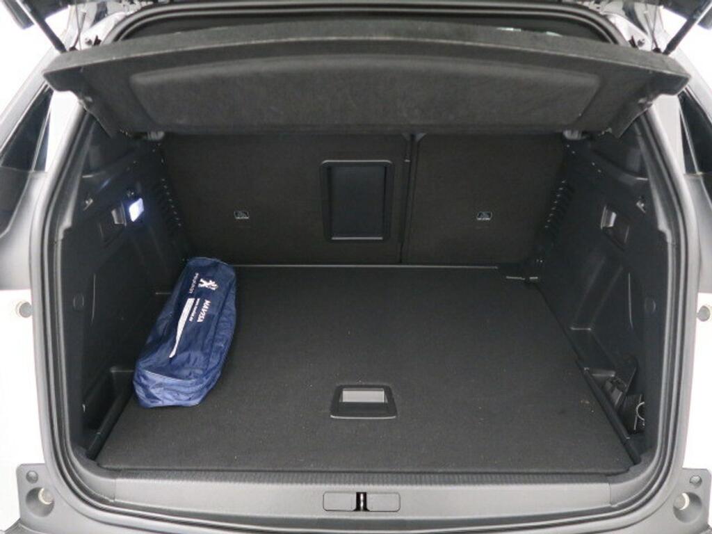 Peugeot 3008 GT LINE 1.2 PURETECH 130CV S&S AUTO 5P 21