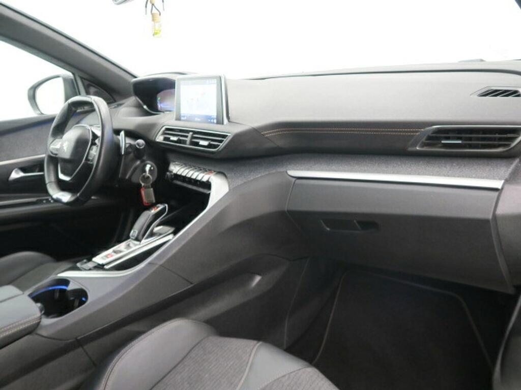 Peugeot 3008 GT LINE 1.2 PURETECH 130CV S&S AUTO 5P 17