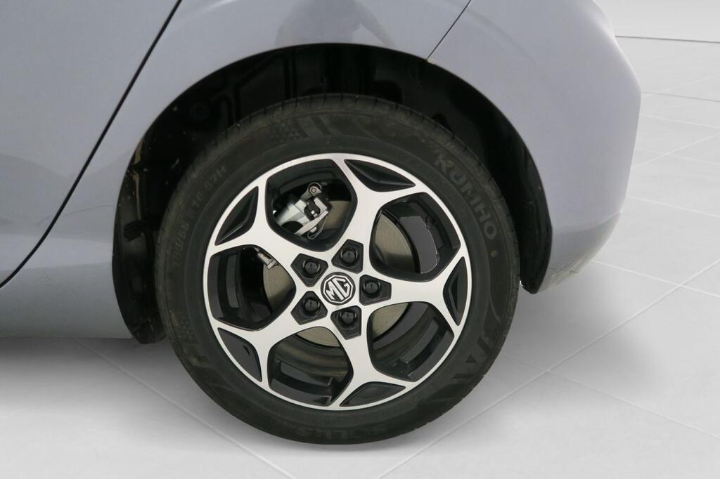 MG MG3 LUXURY 1.5 HYBRID+ 195 CV 5P 23