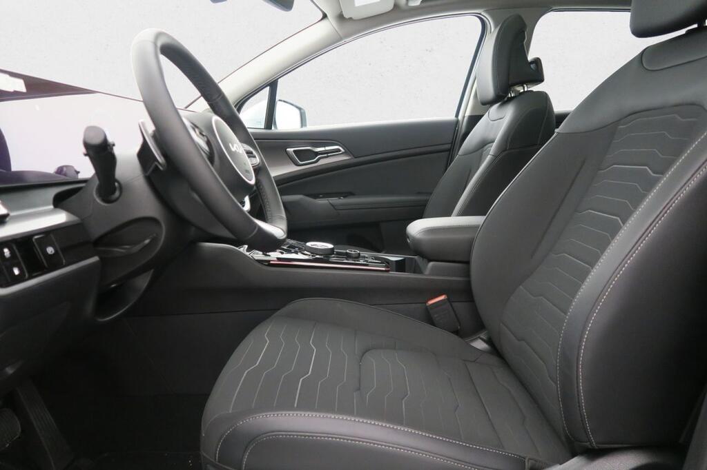 Kia Sportage 1.6 T-GDI PHEV TECH 4X4 (PACK LUXURY) (19″) 18