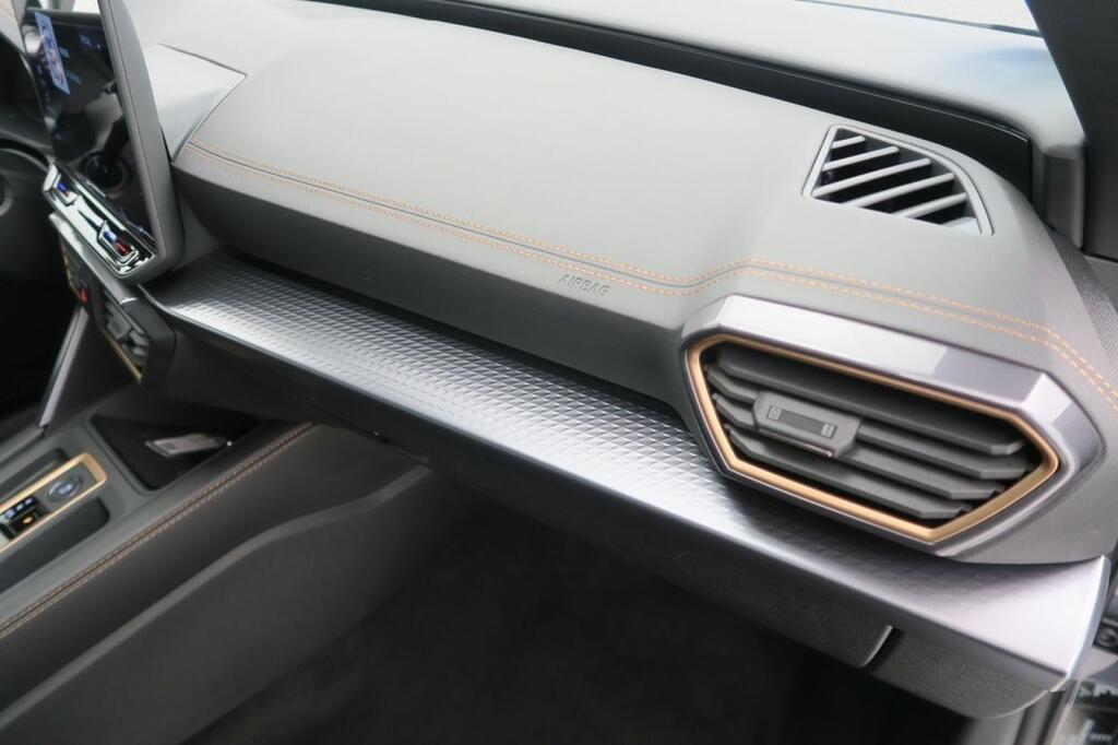 Cupra León ST 1.5 ETSI MHEV DSG 150 CV 5P 15