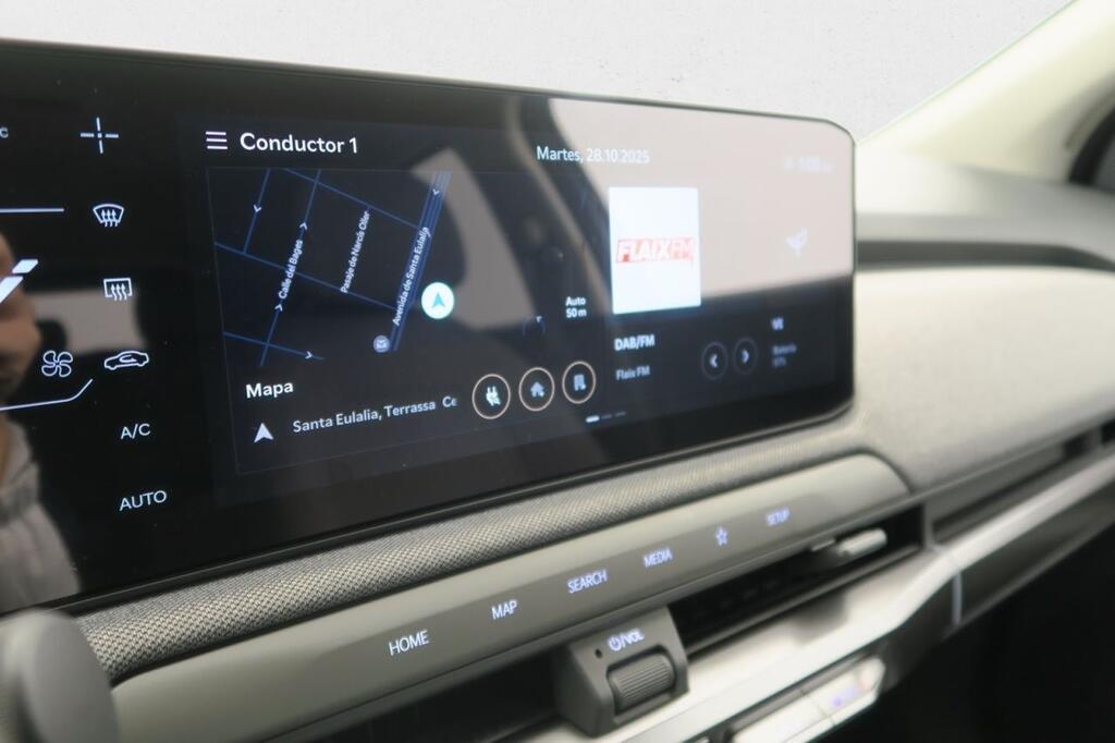 Kia EV3 BEV 81KWH 150KW EARTH AUTO 204 (LONG RANGE) 5P 8