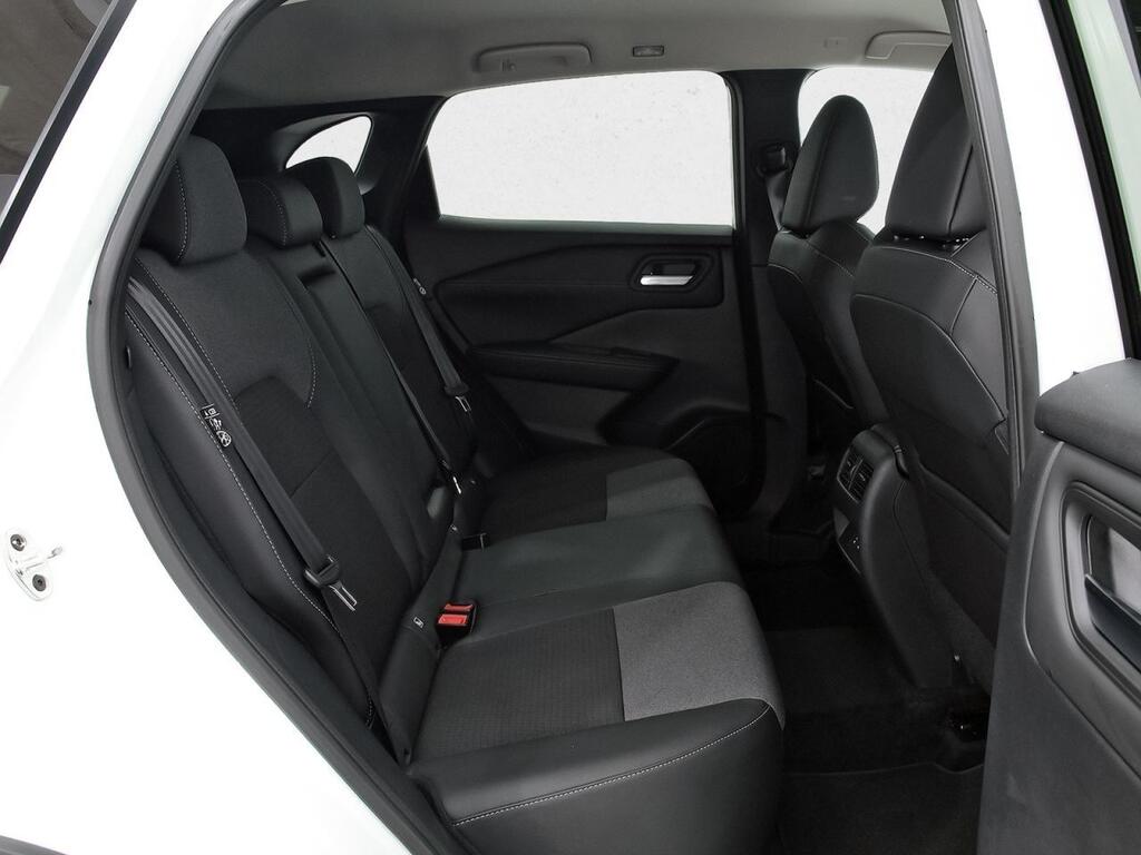 Nissan Qashqai DIG-T 116kW CVT N-Connecta 6