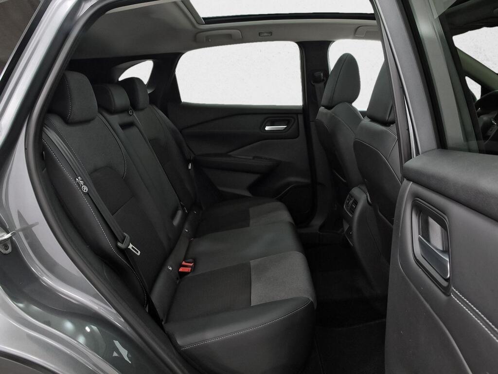 Nissan Qashqai DIG-T 103kW N-Connecta 8