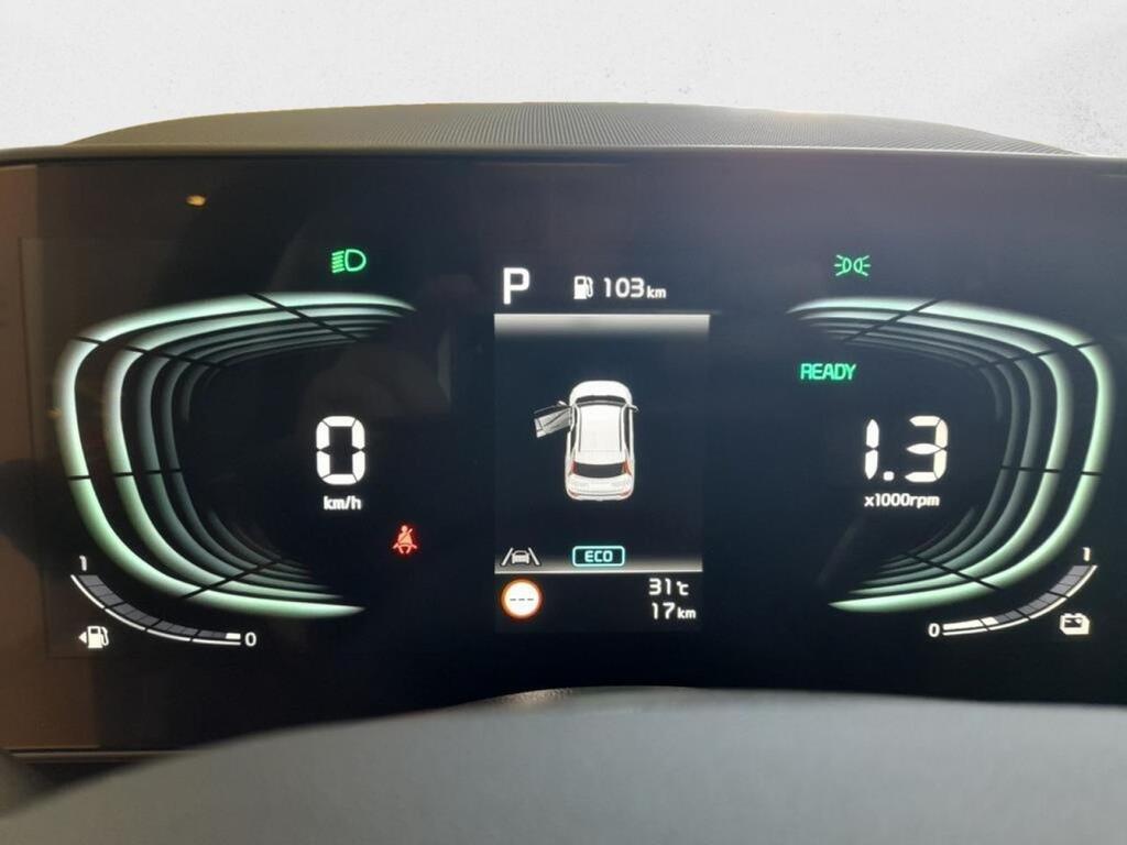 Kia Niro 1.6 GDi HEV 95kW (129CV) Drive 17