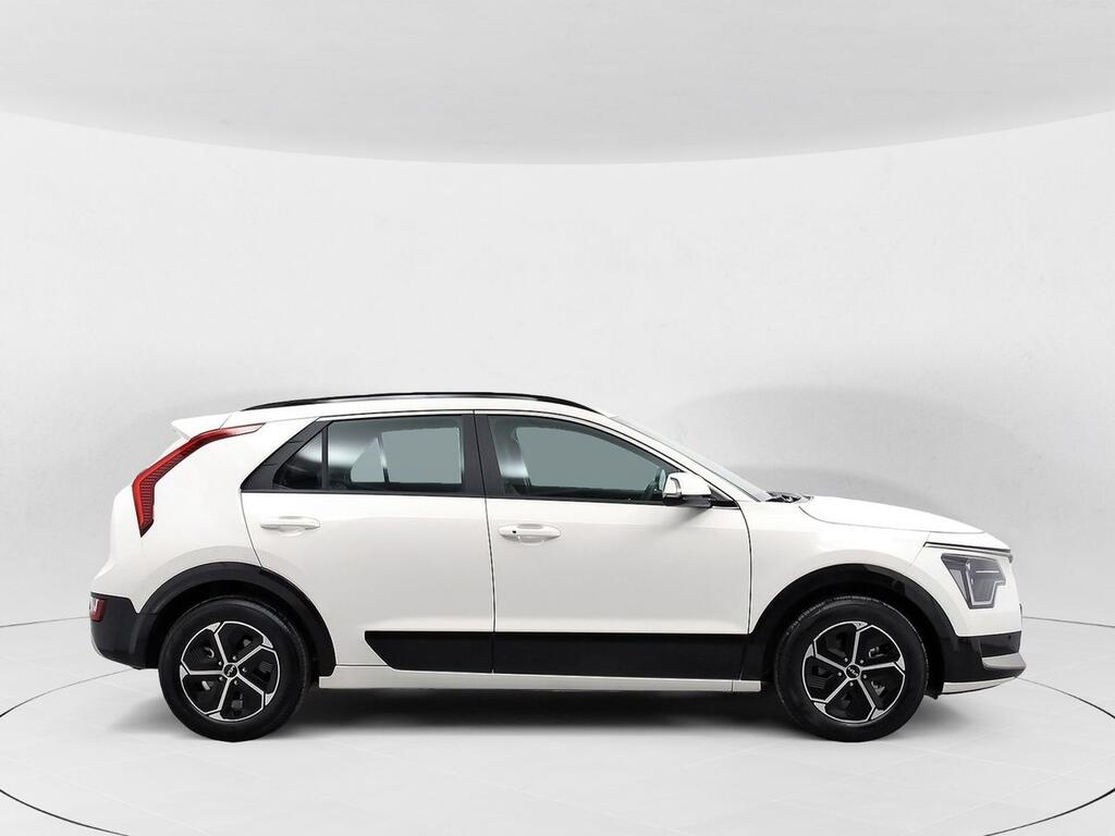 Kia Niro 1.6 GDi HEV 95kW (129CV) Drive 3
