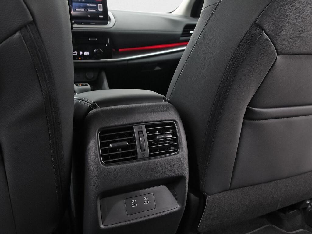 Nissan Qashqai DIG-T 116kW CVT N-Connecta 36