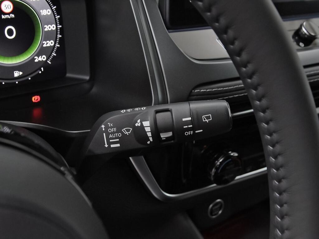 Nissan Qashqai DIG-T 116kW CVT N-Connecta 16