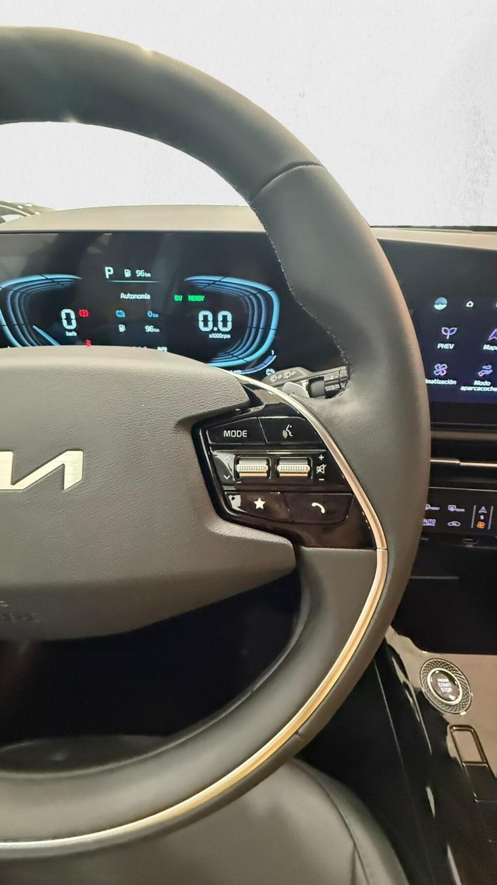 Kia Niro 1.6 GDi PHEV 126kW (171CV) Drive 16