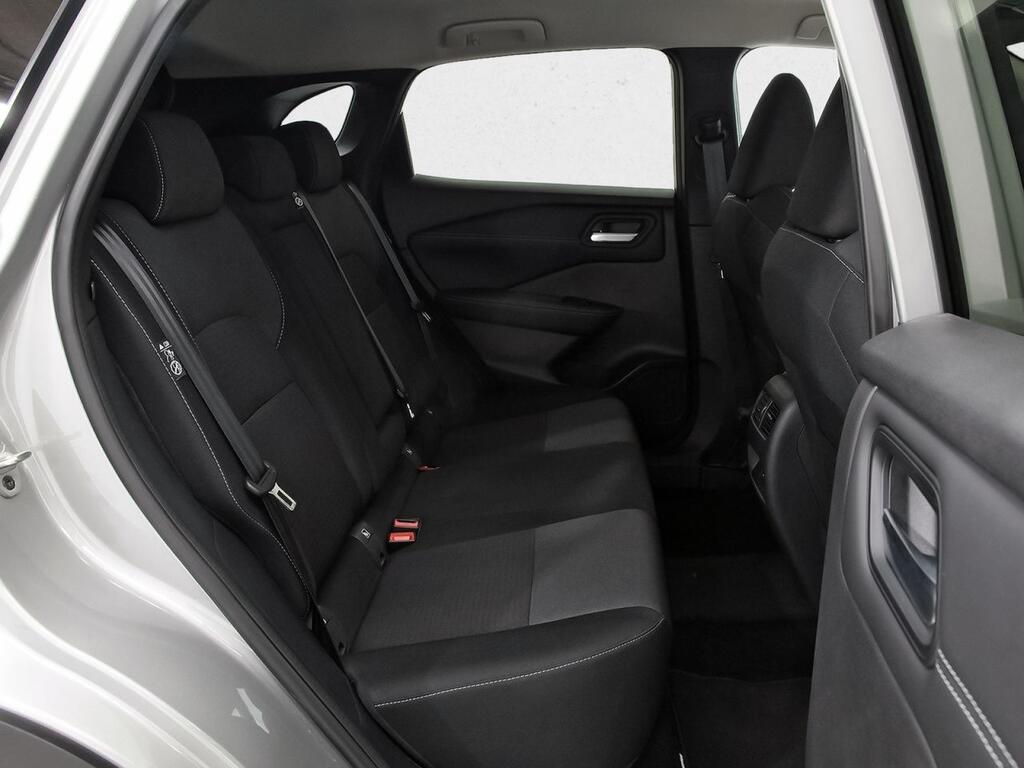 Nissan Qashqai DIG-T 116kW Xtronic N-Connecta 8