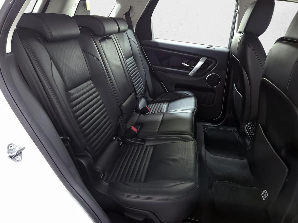 Land-Rover Discovery Sport 2.0D I4-L.Flw 150 PS AWD MHEV Auto HSE 6