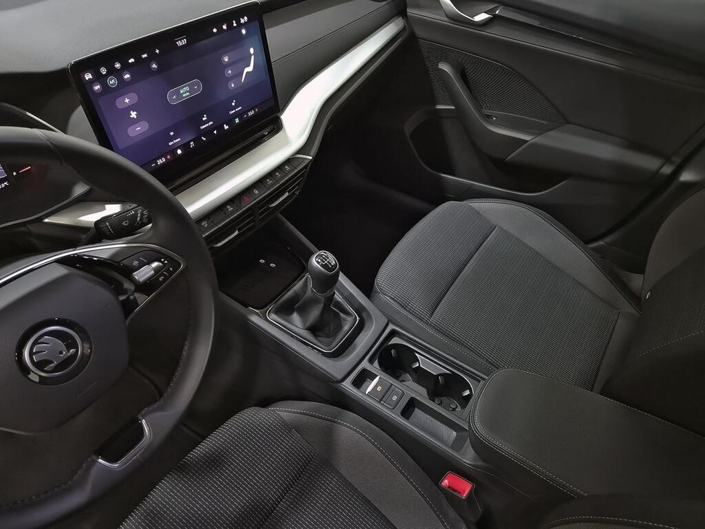 Skoda Octavia Combi 2.0 TDI 85kW (115CV) Design 27