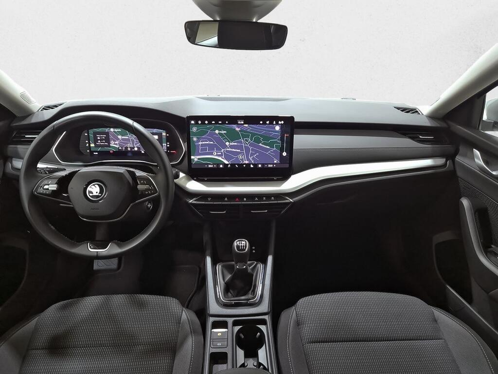 Skoda Octavia Combi 2.0 TDI 85kW (115CV) Design 4