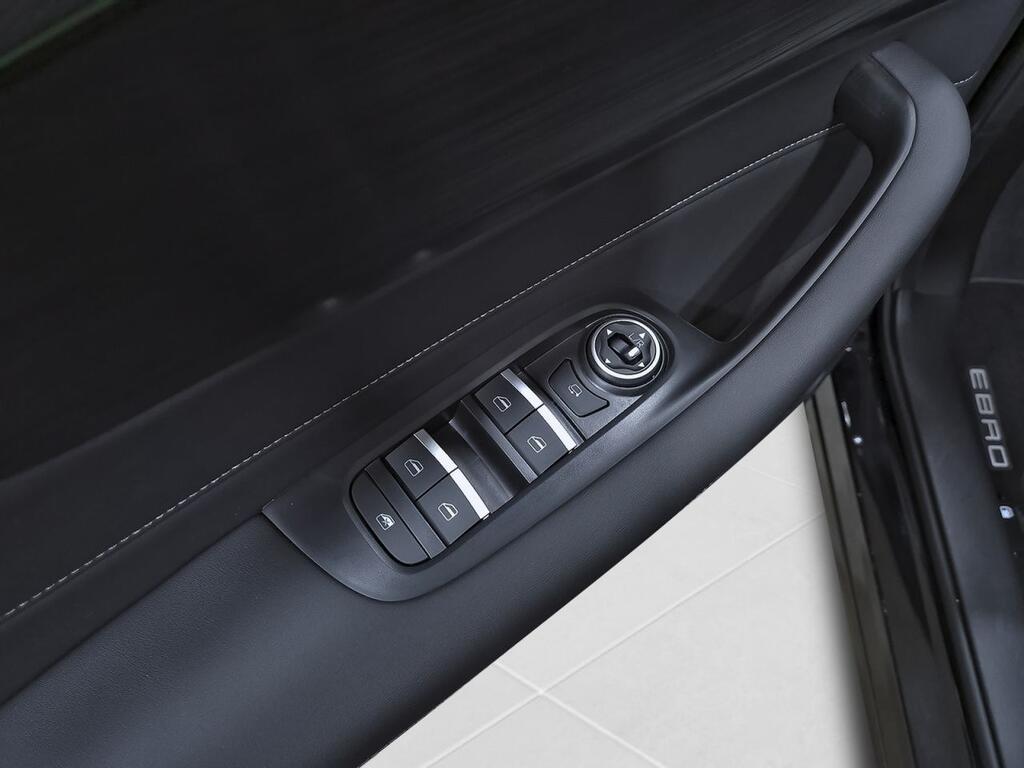 Ebro S400 1.5 DHE HEV Excellence CVT 11