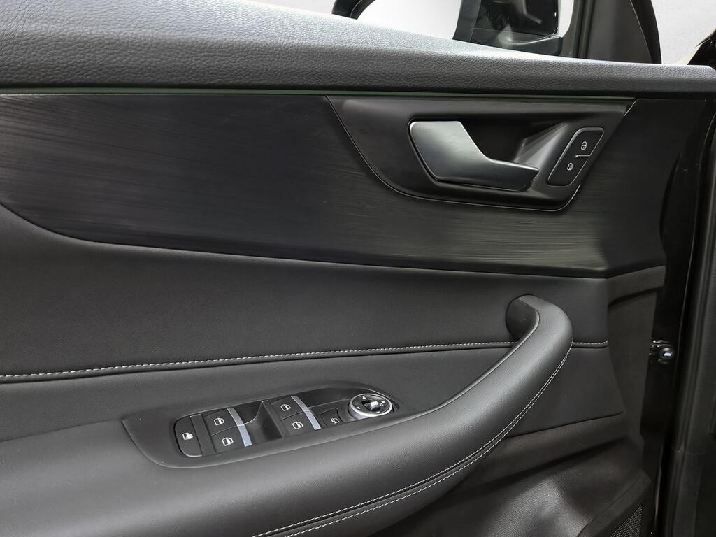 Ebro S400 1.5 DHE HEV Excellence CVT 13