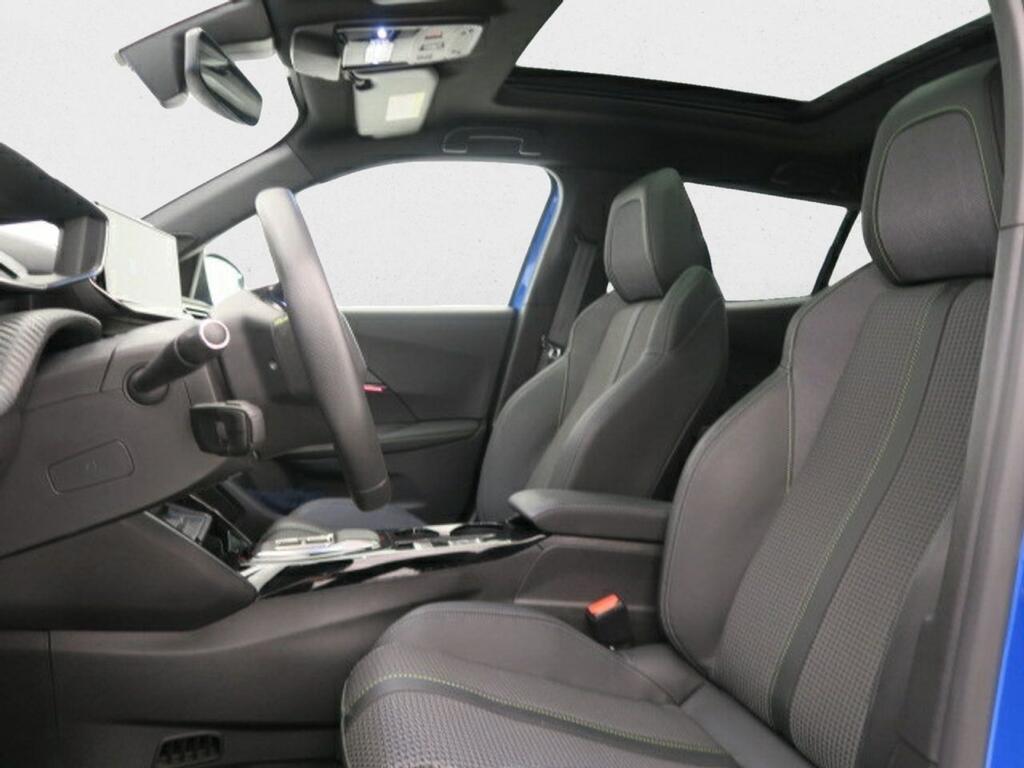 Peugeot 2008 Eléctrico GT 136 (100kW) 17