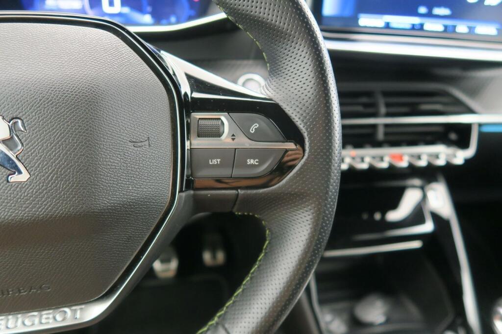 Peugeot 208 PureTech 73kW (100CV) GT Pack 12