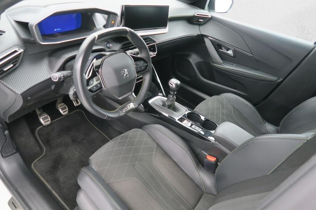 Peugeot 208 PureTech 73kW (100CV) GT Pack 7