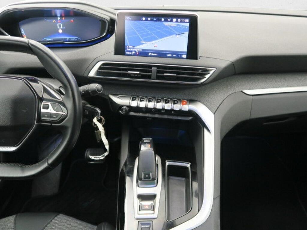 Peugeot 3008 1.2 PURETECH 96KW (130CV) ALLURE EAT8 13