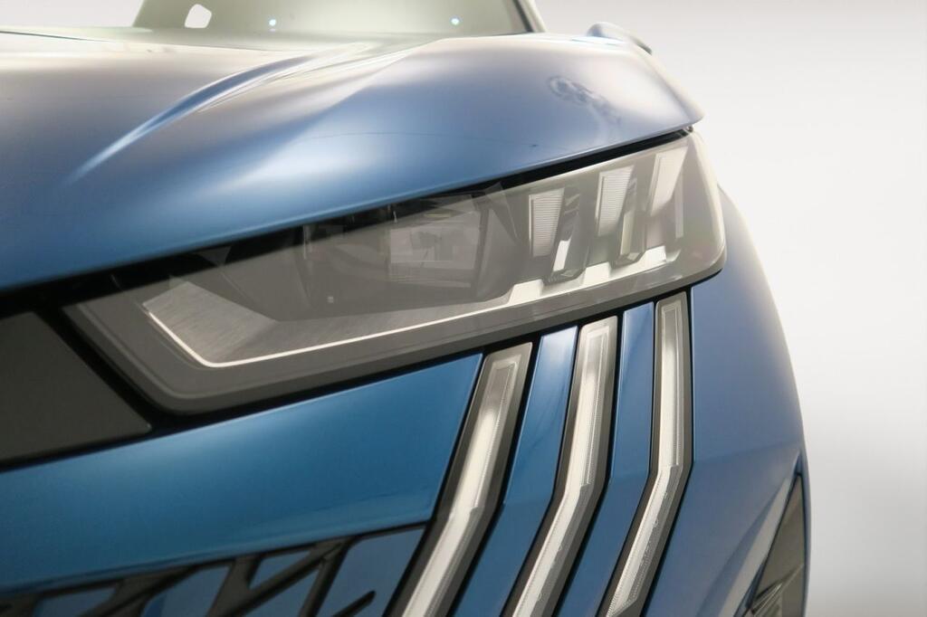 Peugeot 3008 GT Eléctrico 157kW 20