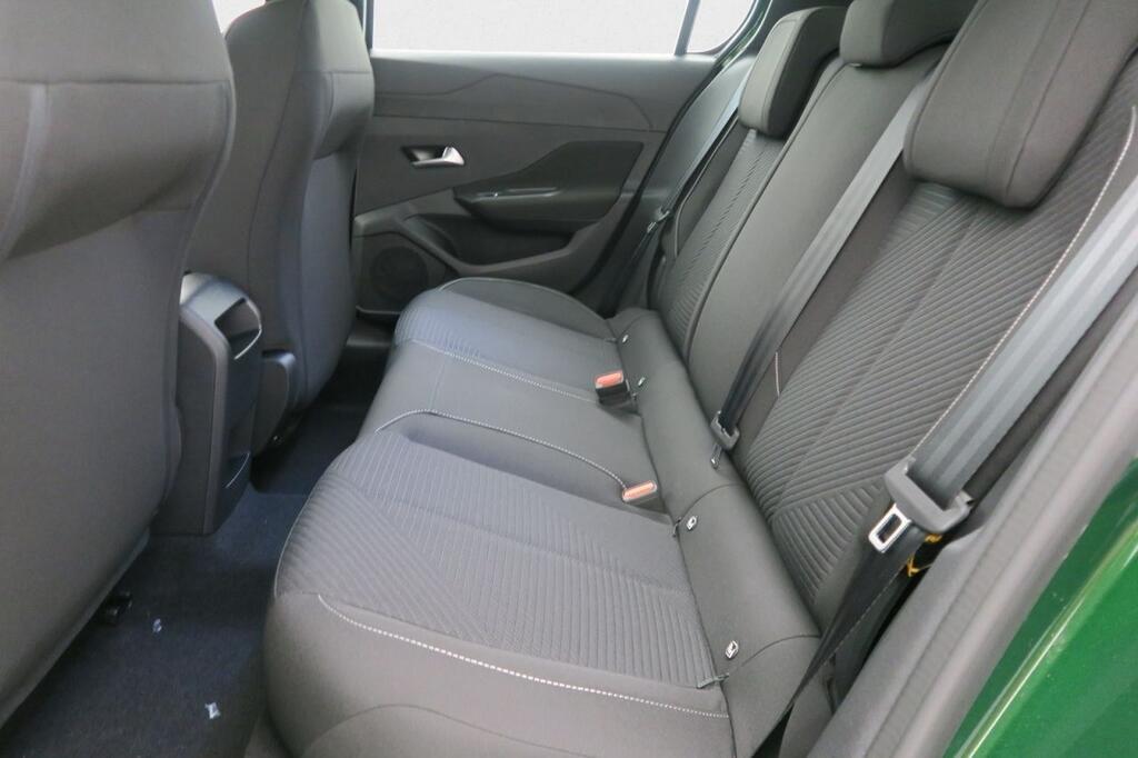 Peugeot 308 5P Active Hybrid 180 eEAT8 16