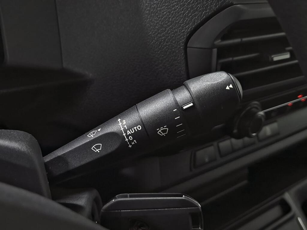 Peugeot Expert E-EXPERT FURGON STANDARD BEV (100KW) 136CV 17