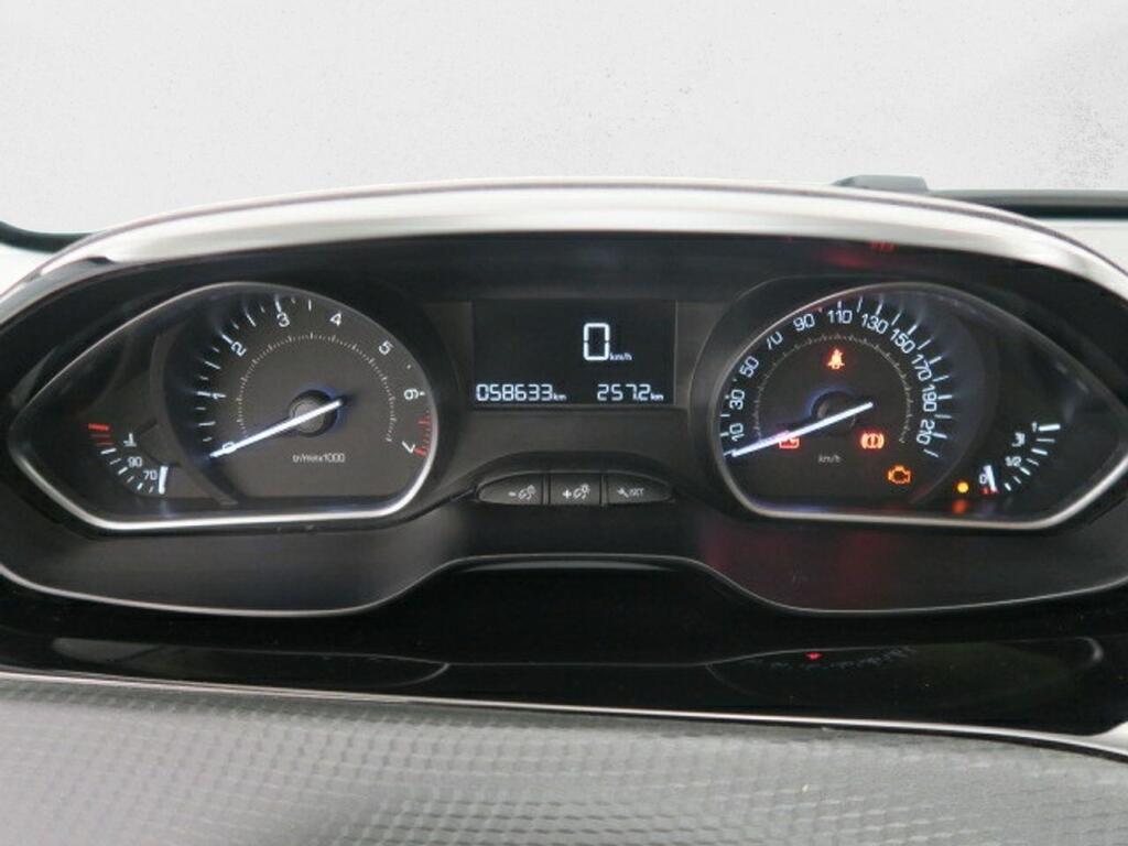 Peugeot 2008 Style 1.2L PureTech 60KW (82CV) S&S 11