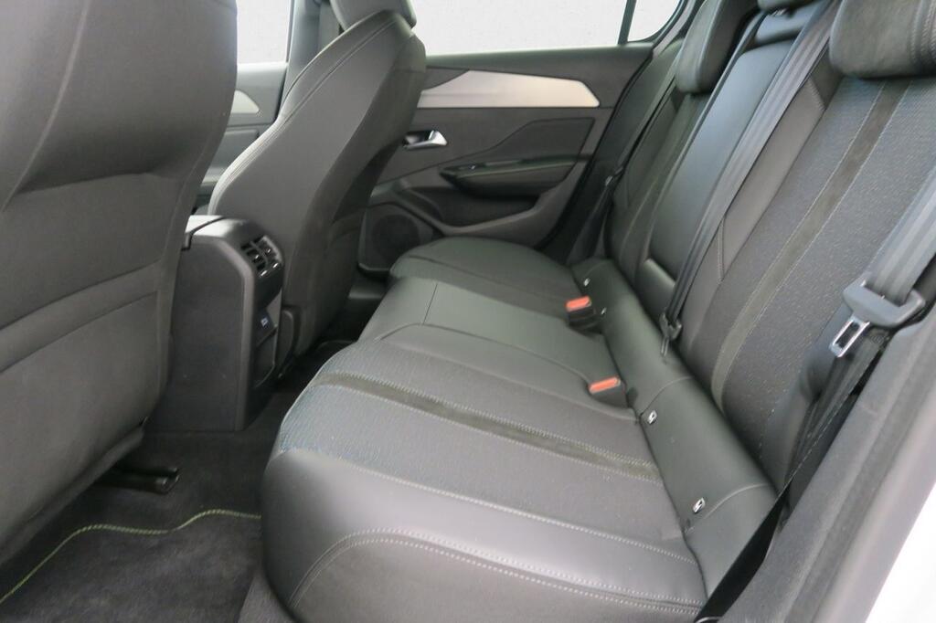 Peugeot 308 5P First Edition Eléctrico 115kW (156CV) 14