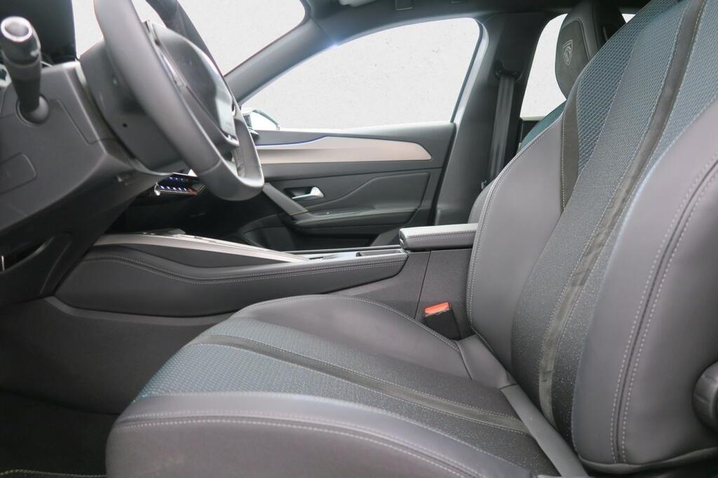 Peugeot 308 5P First Edition Eléctrico 115kW (156CV) 13