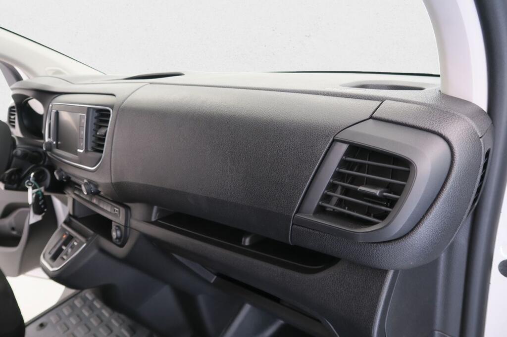 Peugeot Expert E-EXPERT FG BEV STANDARD (100KW) 136CV 12