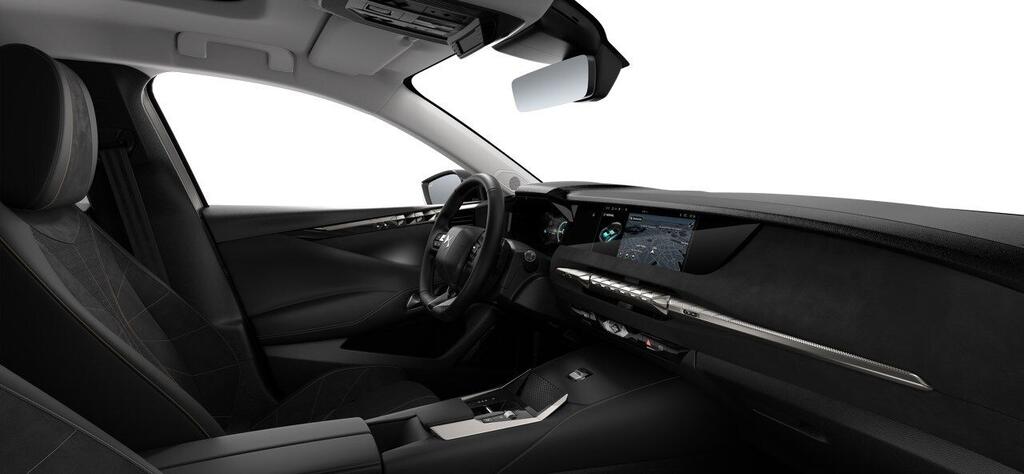 DS Nº4 E-Tense 215 Étoile Alcantara@ 7