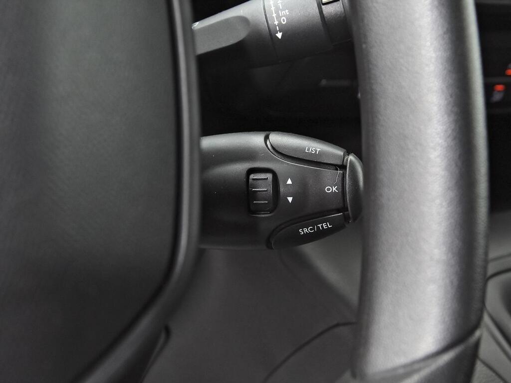 Peugeot Partner FG 1.5 BLUEHDI 100 PRO STANDARD 3P 1000KG 19