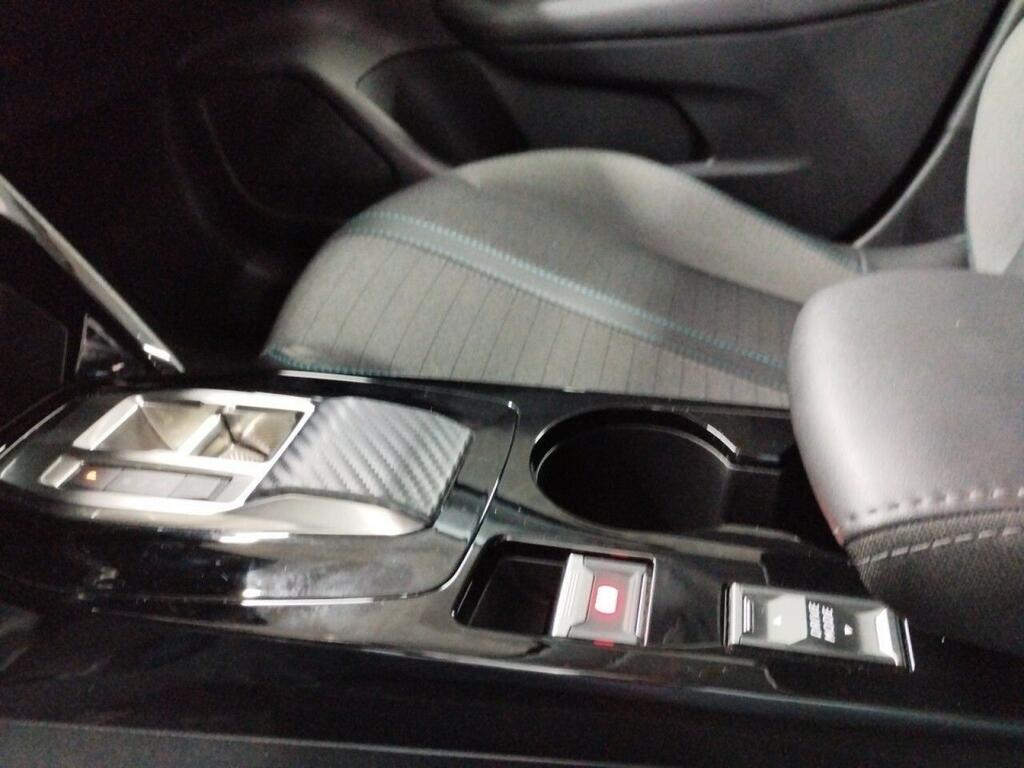 Peugeot 208 Eléctrico Allure 12