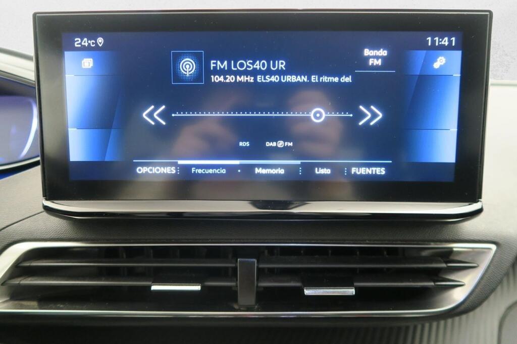 Peugeot 3008 1.2 PureTech 96KW (130CV) S&S Allure 9