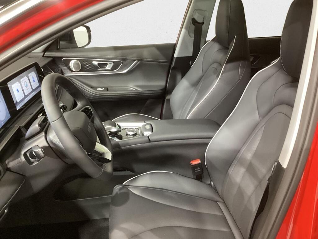 Ebro S700 1.5 TGDI PHEV Luxury E-CVT 8